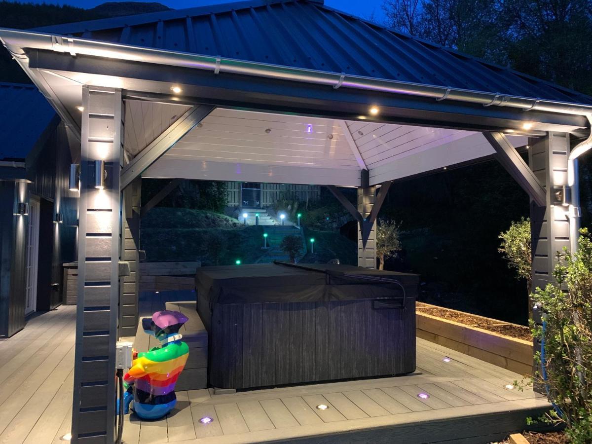 Little Fox Lodge Luxury Hideaway With Hot Tub Glencoe Near Fortwilliam (Adults Only) Exterior photo